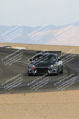 media/Jan-26-2025-SCCA SD (Sun) [[bcf61ed115]]/4-Women Novice/Session 1 (Lead-Follow)/